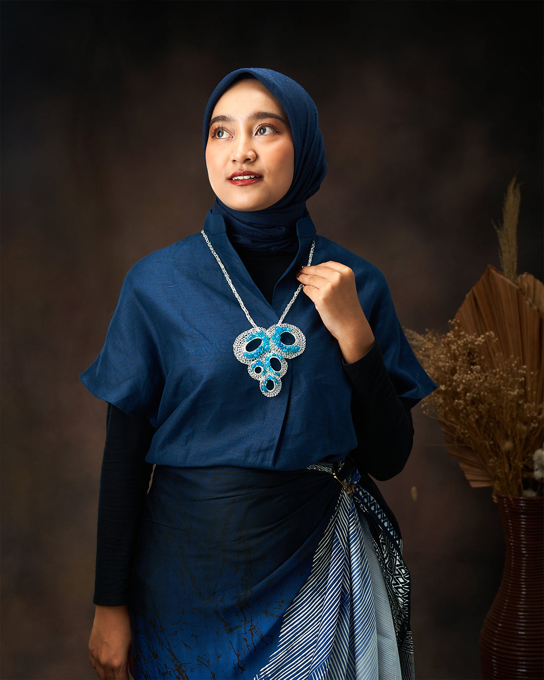 Gayatri Brooch Blue Silver