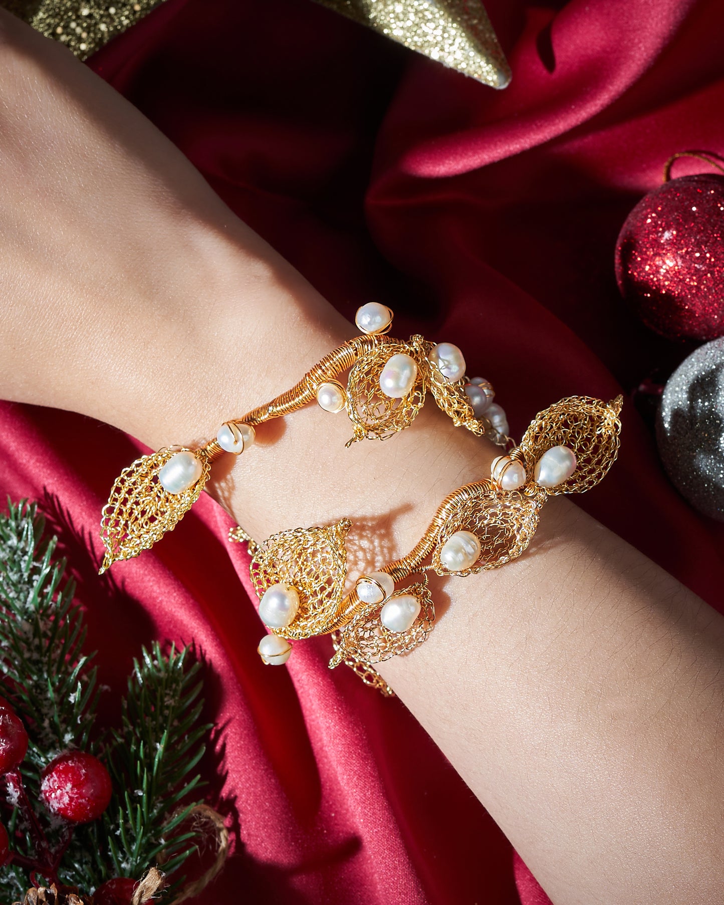Iris Bangle Gold
