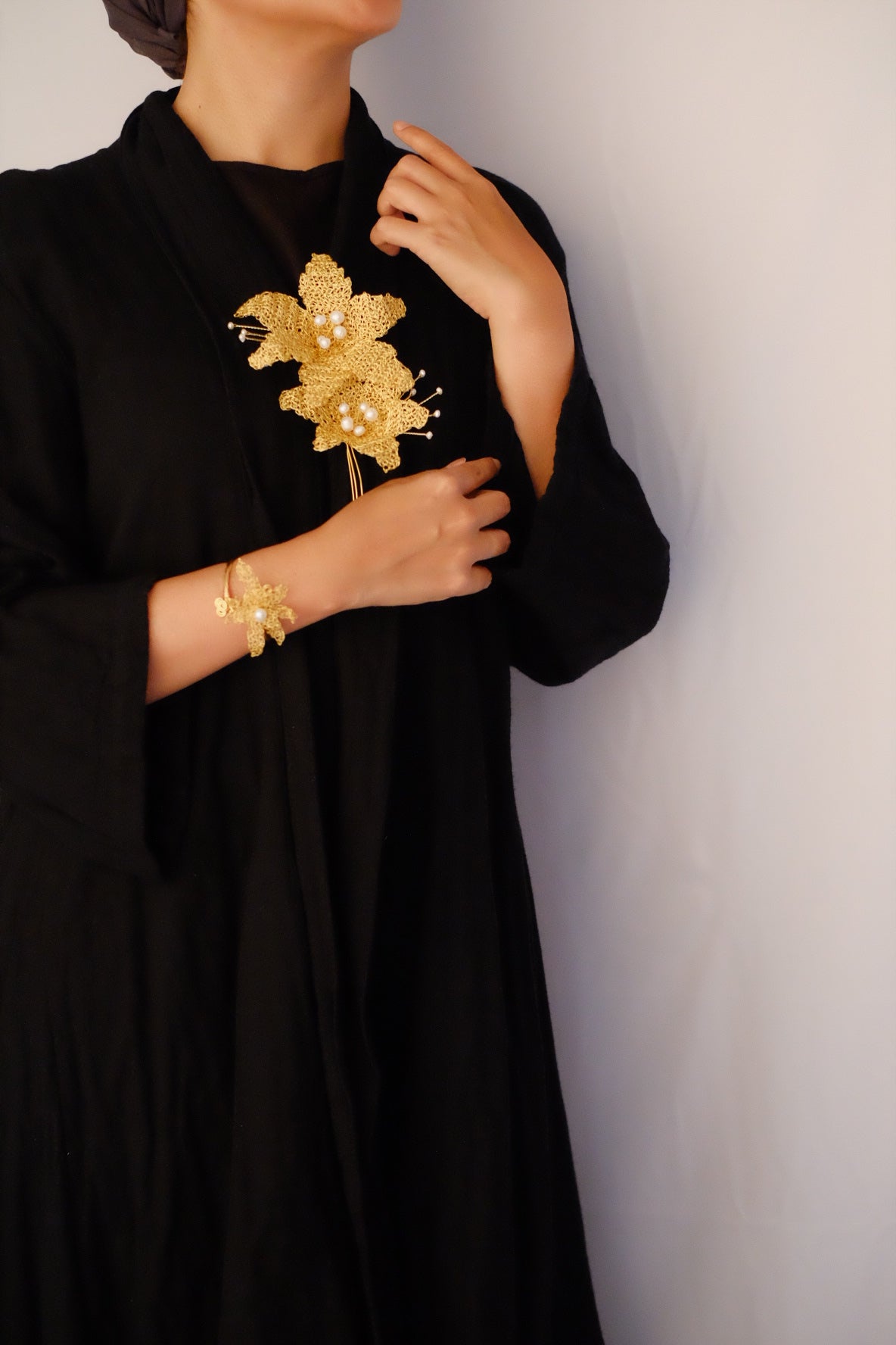 FRANGIPANI NECKLACE GOLD PEARL