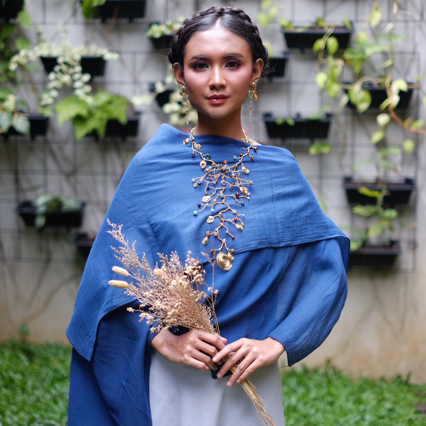 LUCERA NADYA GOLD