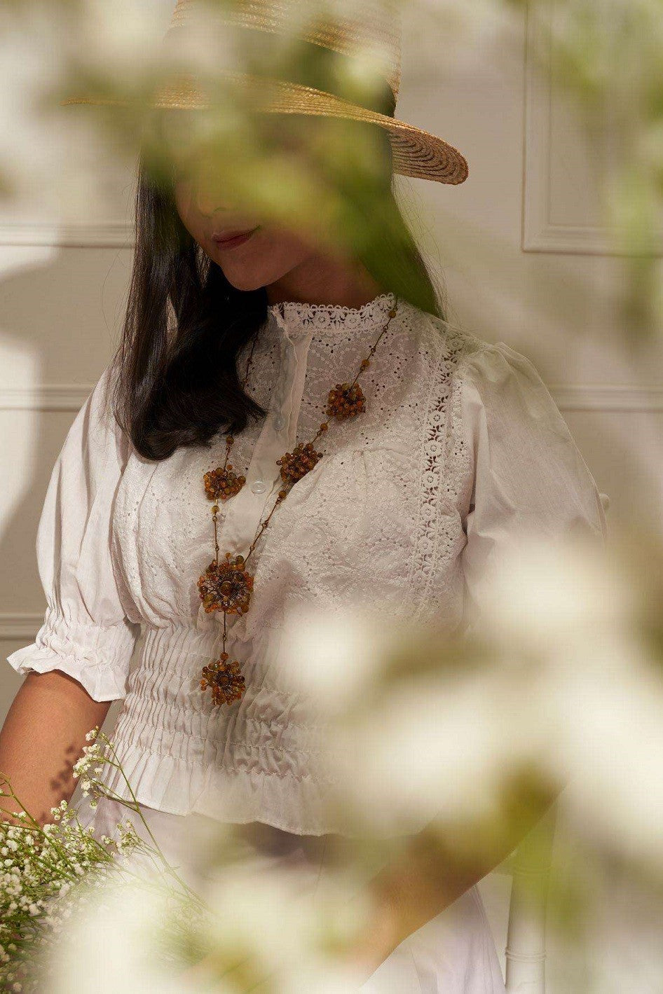 Baby breath single layer necklace brown GM