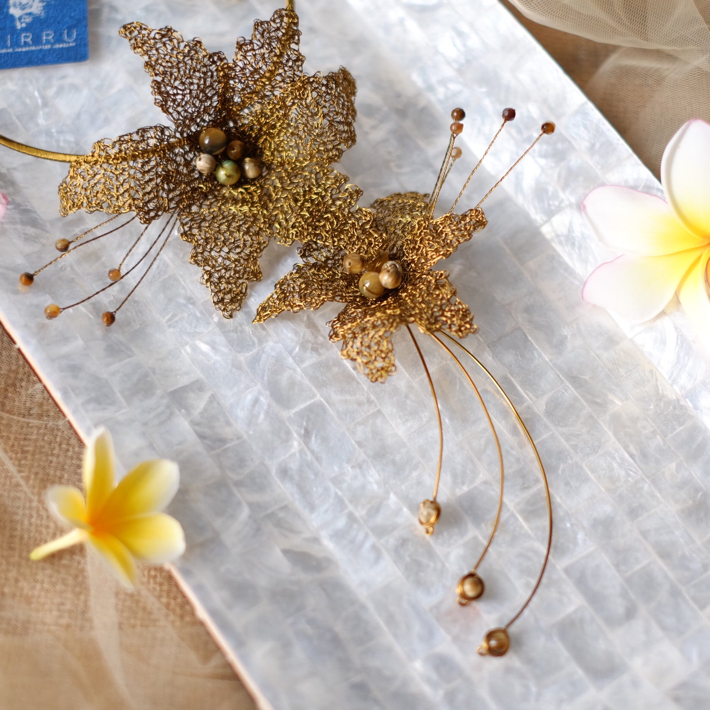 FRANGIPANI NECKLACE TIGER EYE GM