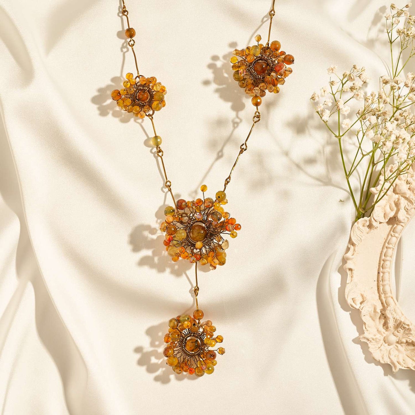 Baby breath single layer necklace brown GM