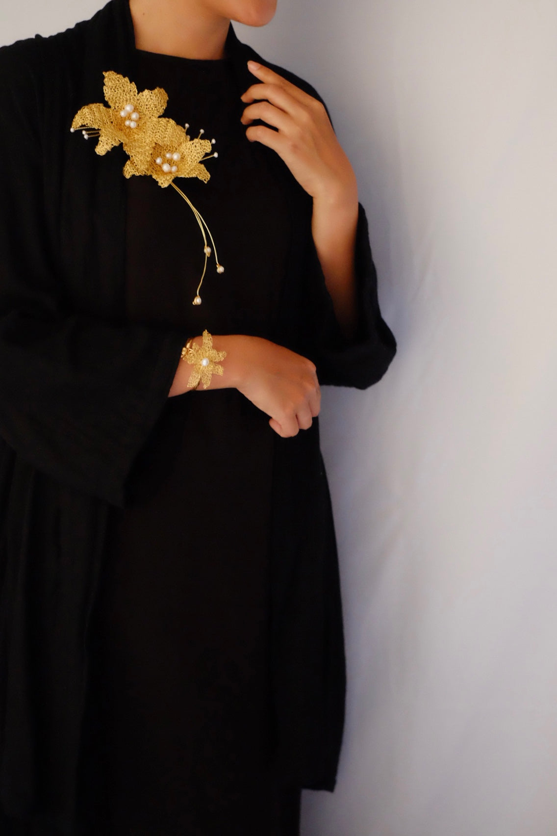 FRANGIPANI NECKLACE GOLD PEARL