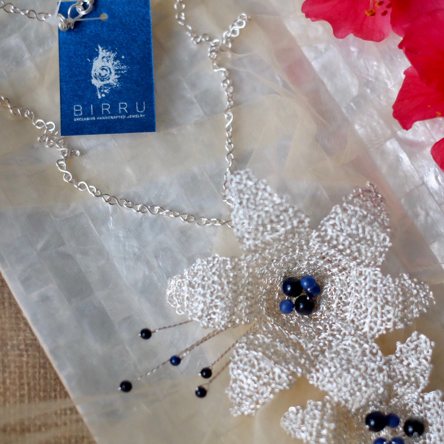 FRANGIPANI NECKLACE BLUE SILVER