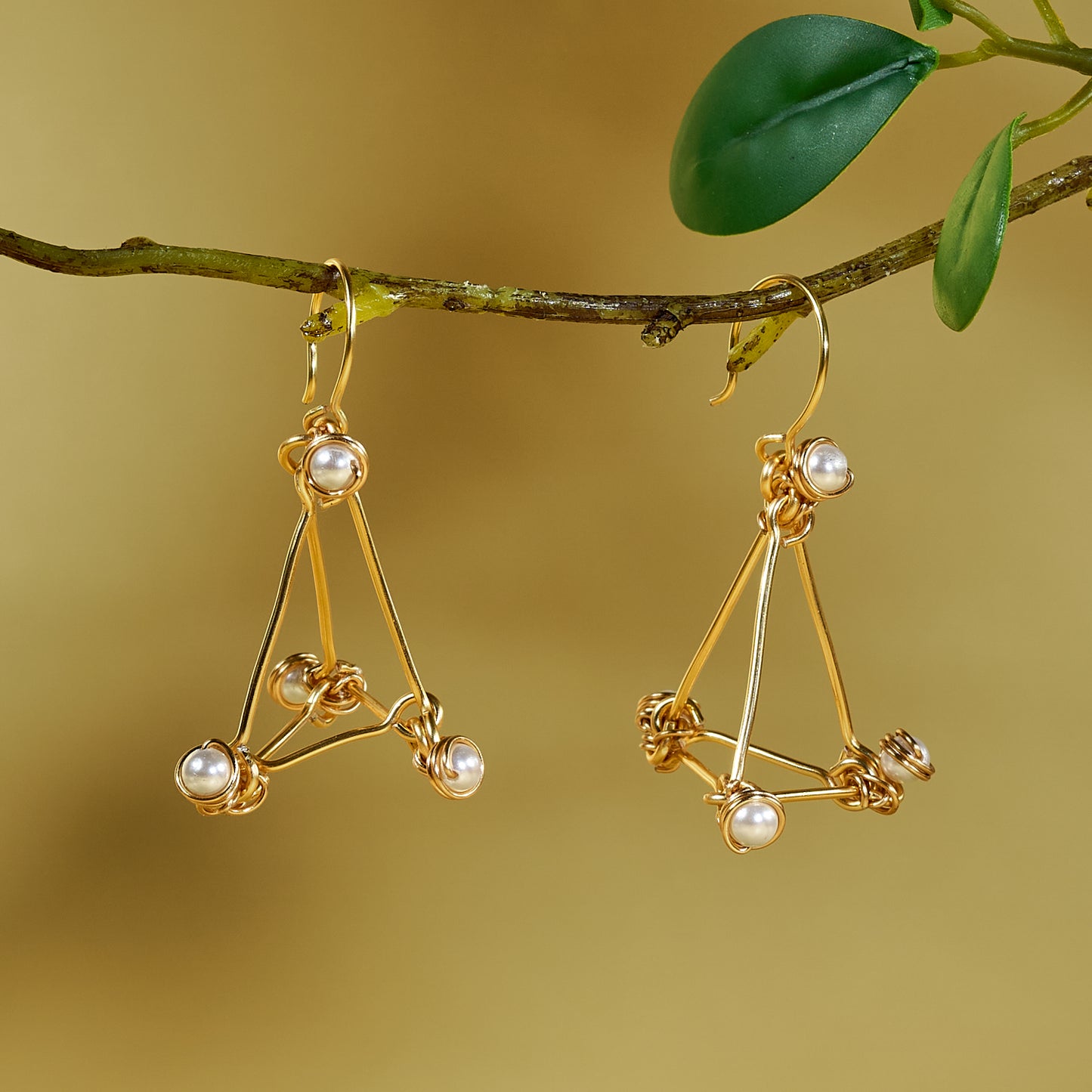 Pearl Constellation Earring