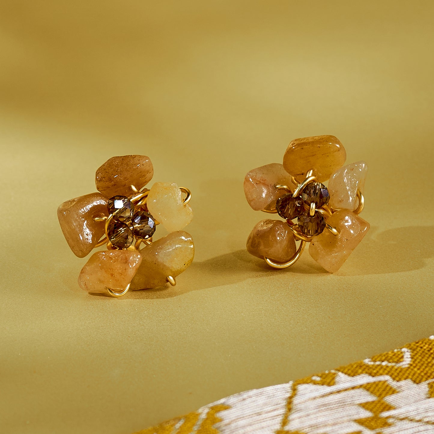 Amber Daffodil Earring