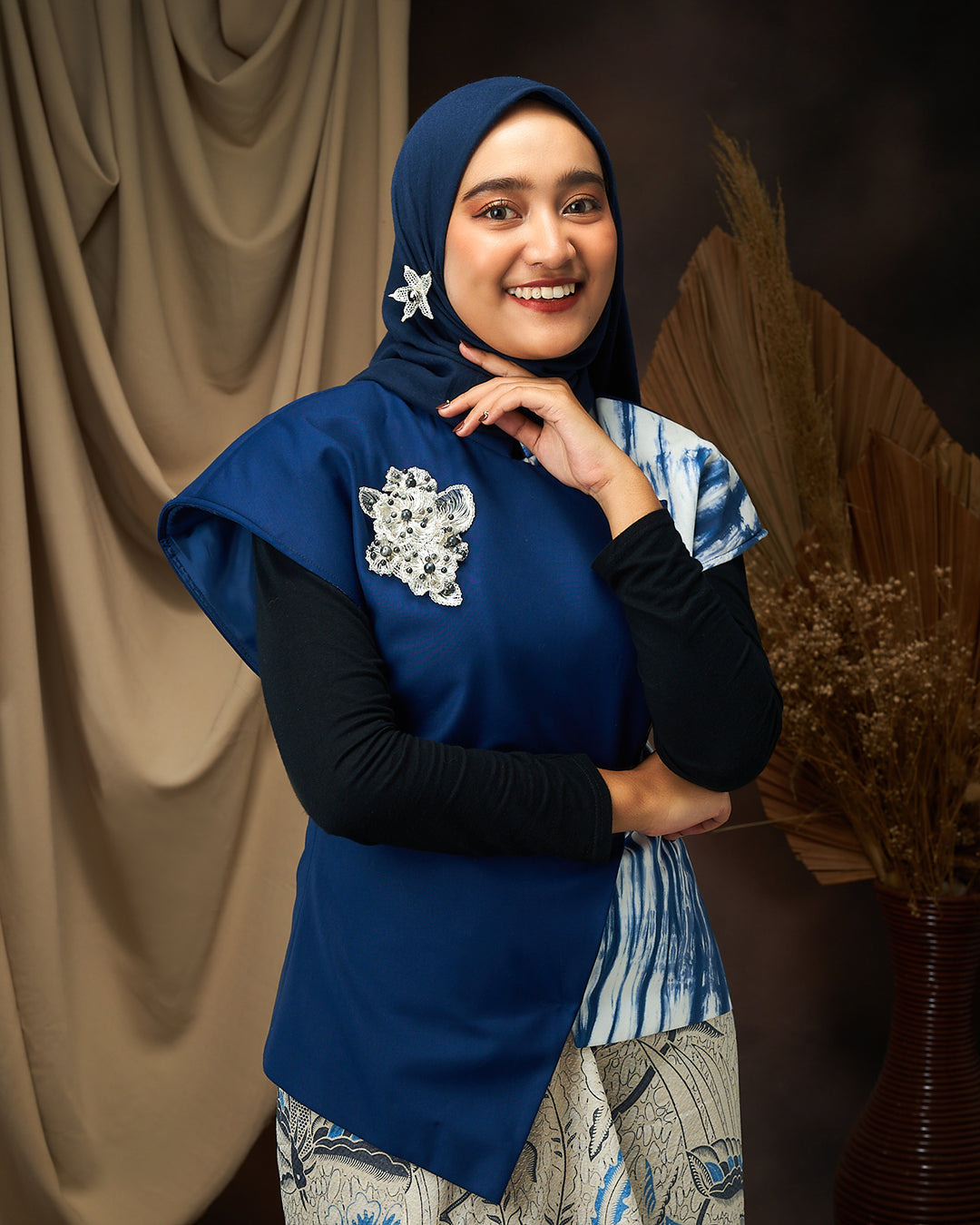 Puspita Pearl Silver Brooch