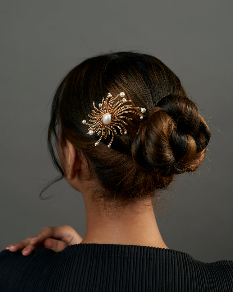 Flare Gold Hairpin