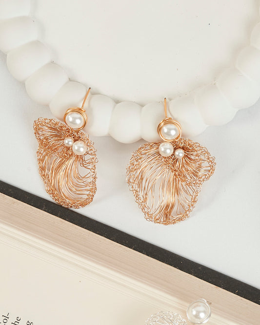 Vinesse Gold Earrings