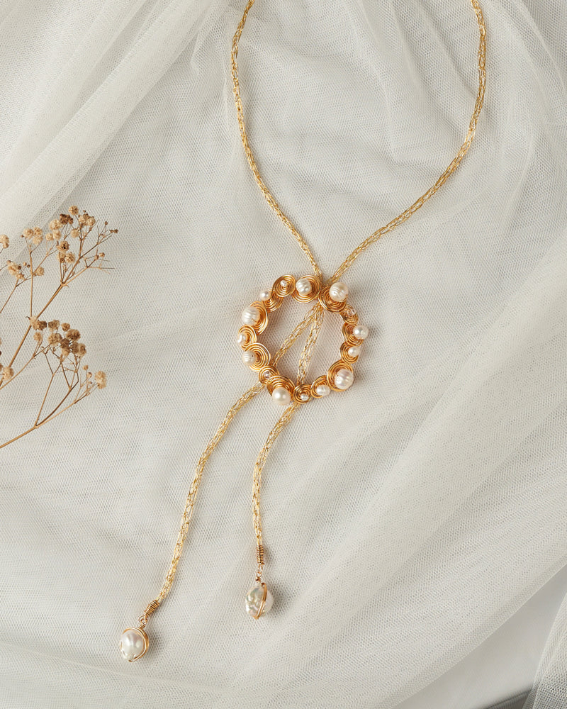 Dreamy Soleil Long Chain Pearl Gold