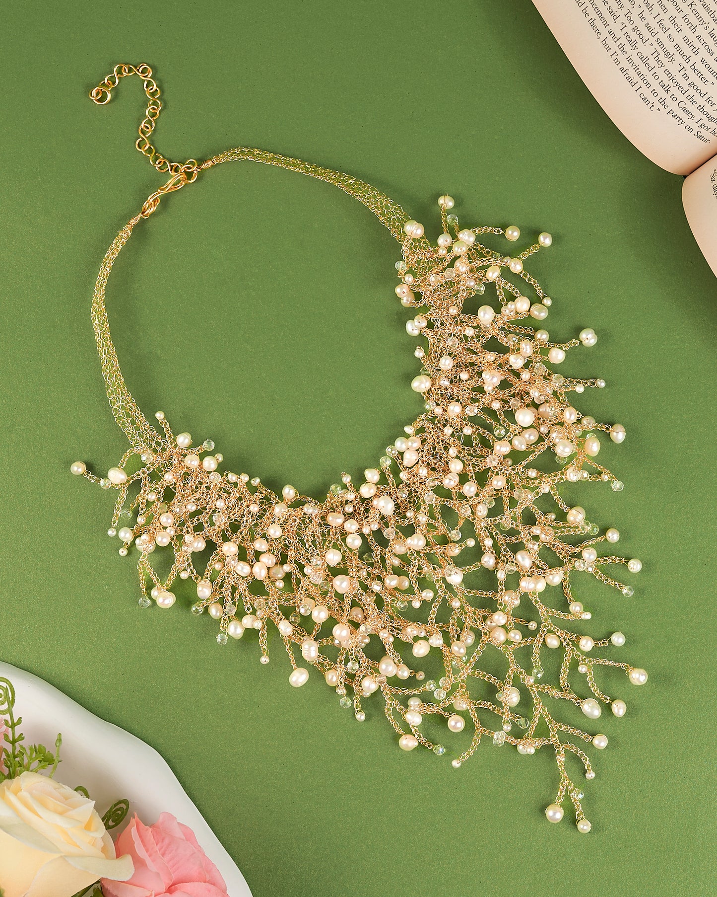 Vine Pearl Gold Necklace