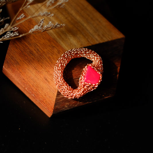 BROOCH BULAN CORAL